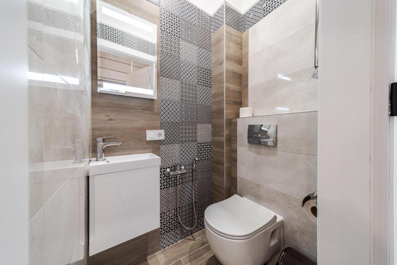 לבוב View On Rynok Square Apartments מראה חיצוני תמונה