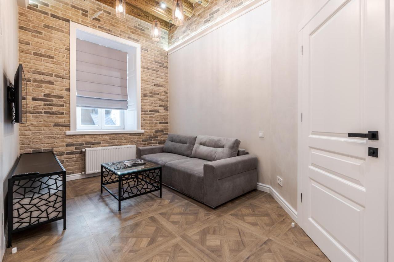 לבוב View On Rynok Square Apartments מראה חיצוני תמונה